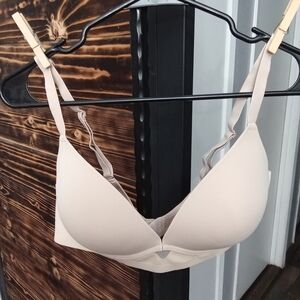 Women's Beige Bra 40C